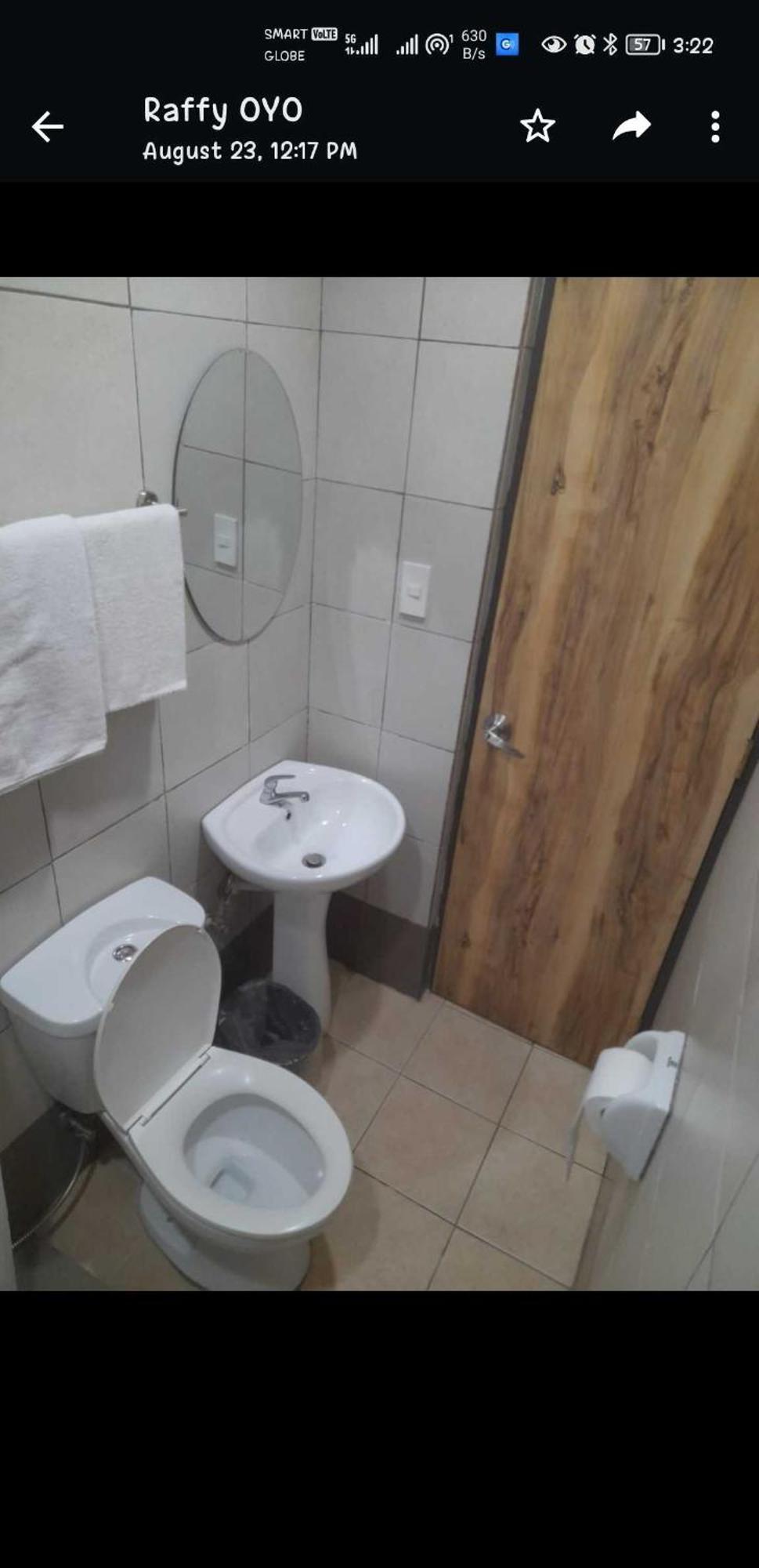 Oyo 1011 First Hotel Манила Екстериор снимка